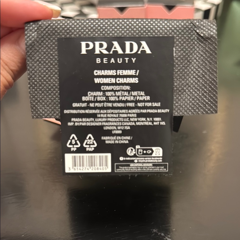 Prada Gold Charm Set - Picture 4 of 4